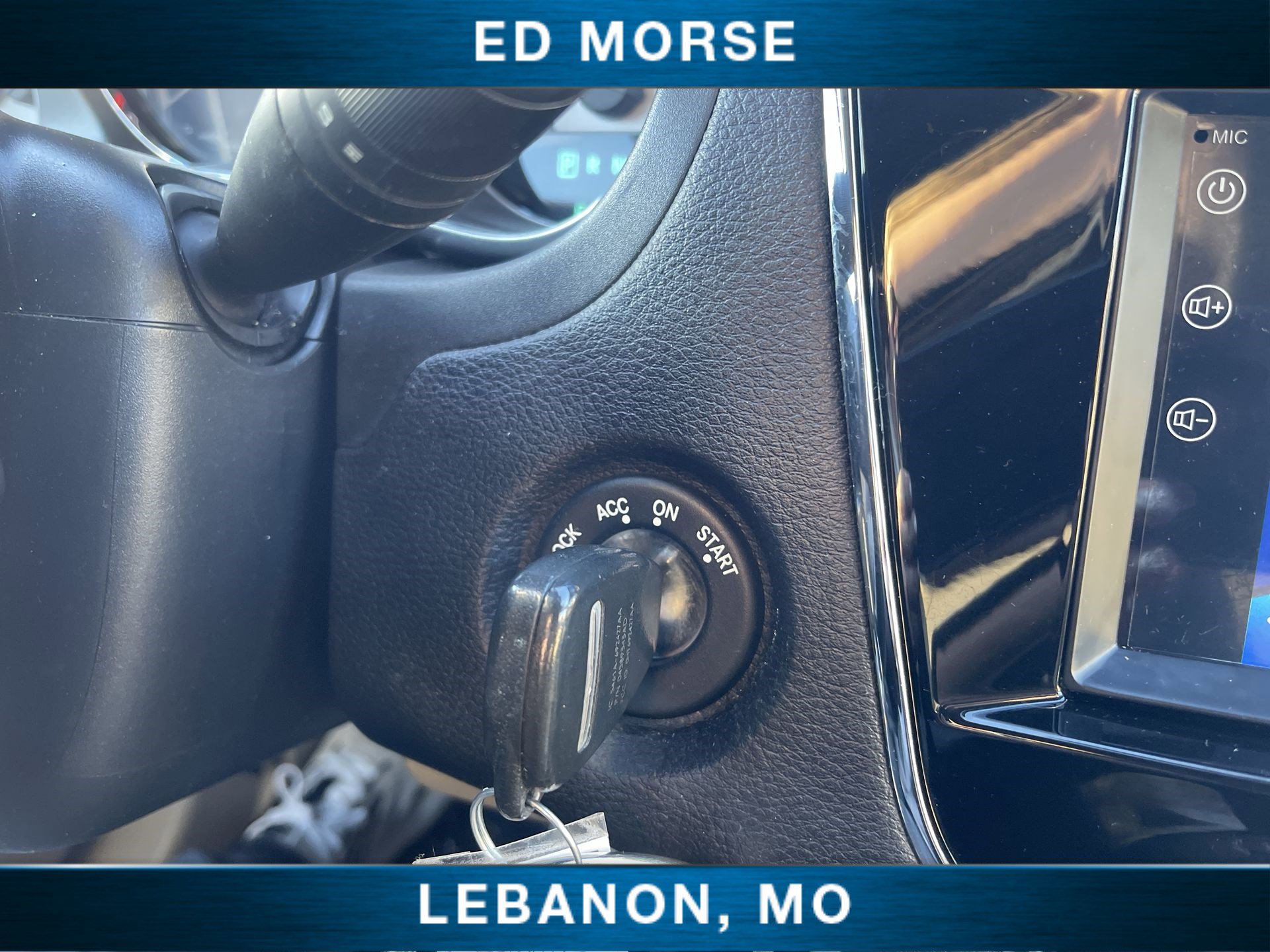 Used 2011 Chrysler 200 Limited image 15