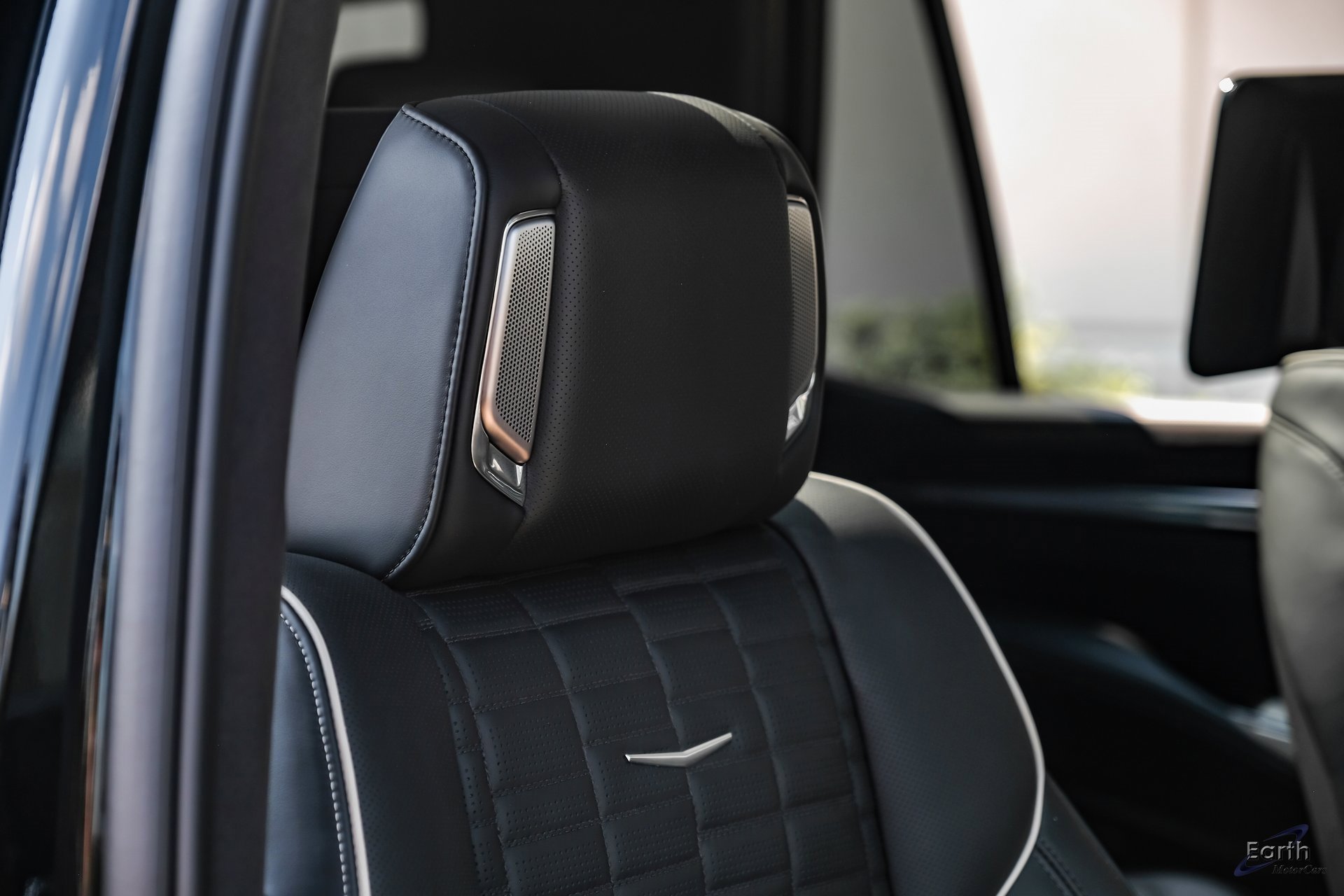 Used 2025 Cadillac Escalade V image 48