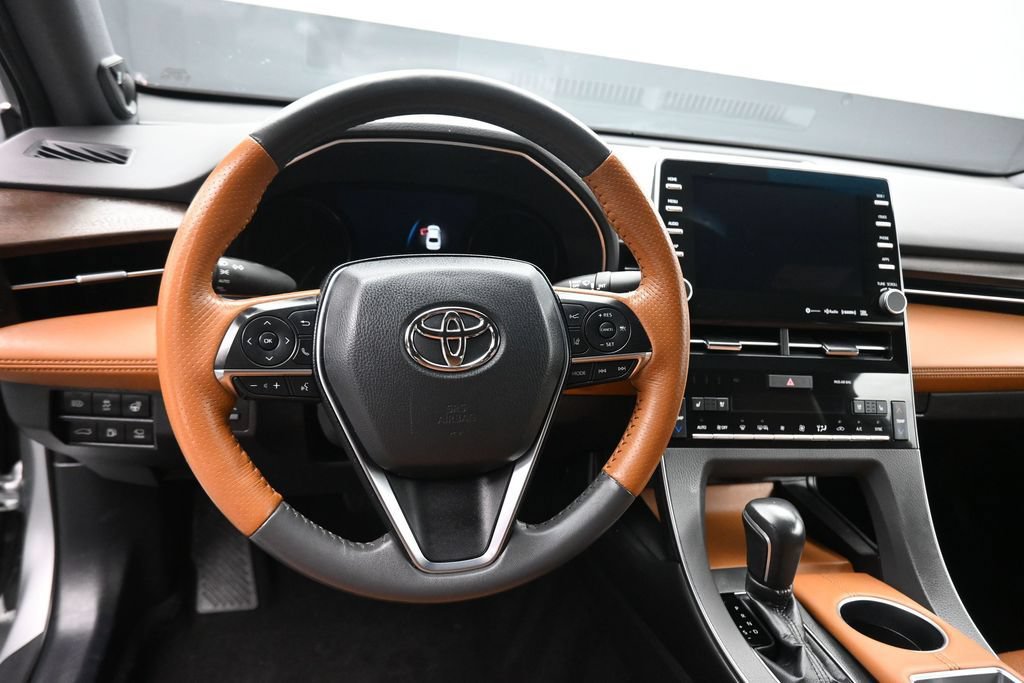 Used 2021 Toyota Avalon Limited w/ Advanced Safety Package FWD image 14