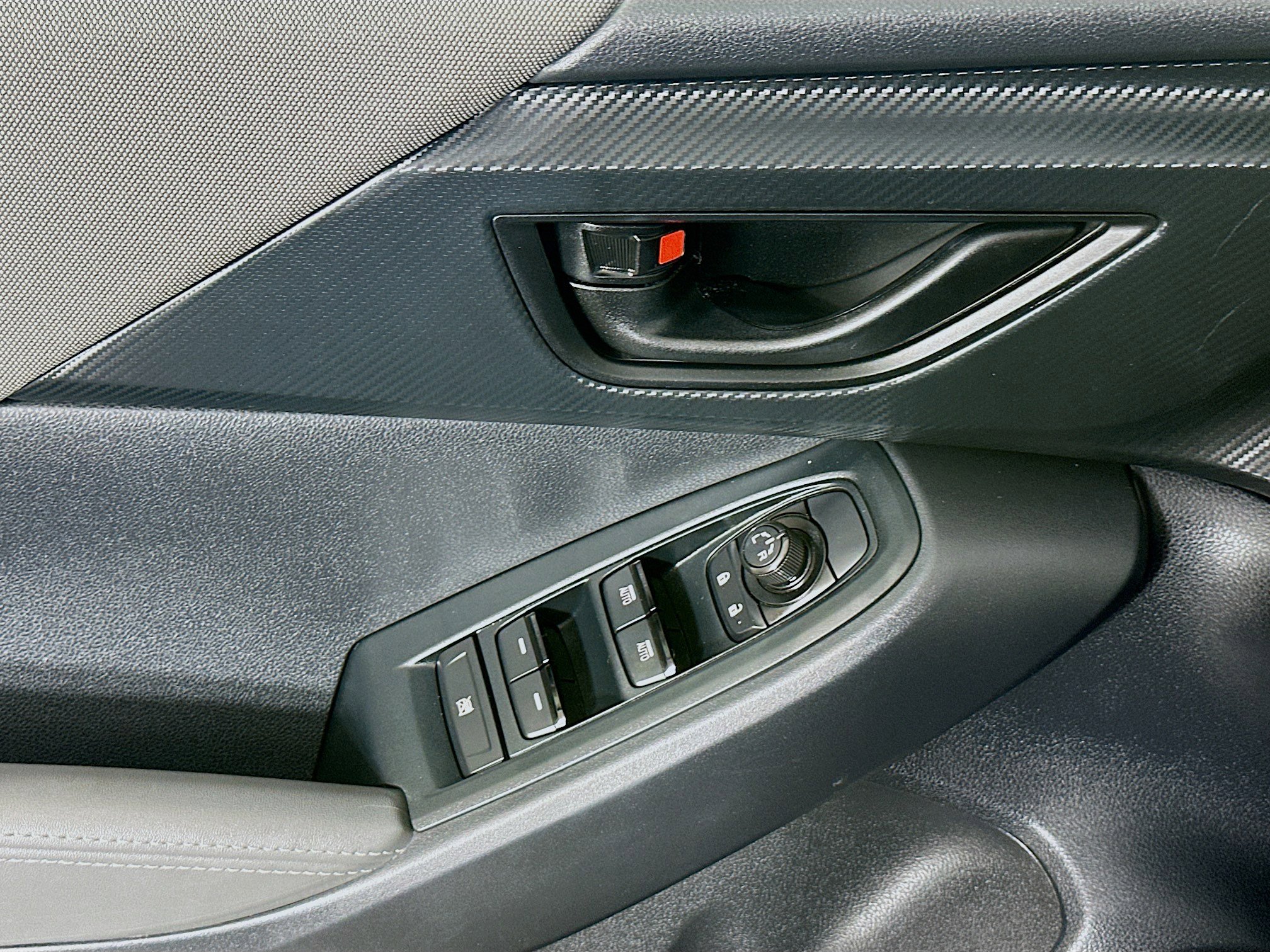 Used 2024 Subaru Crosstrek 2.0i Premium image 15