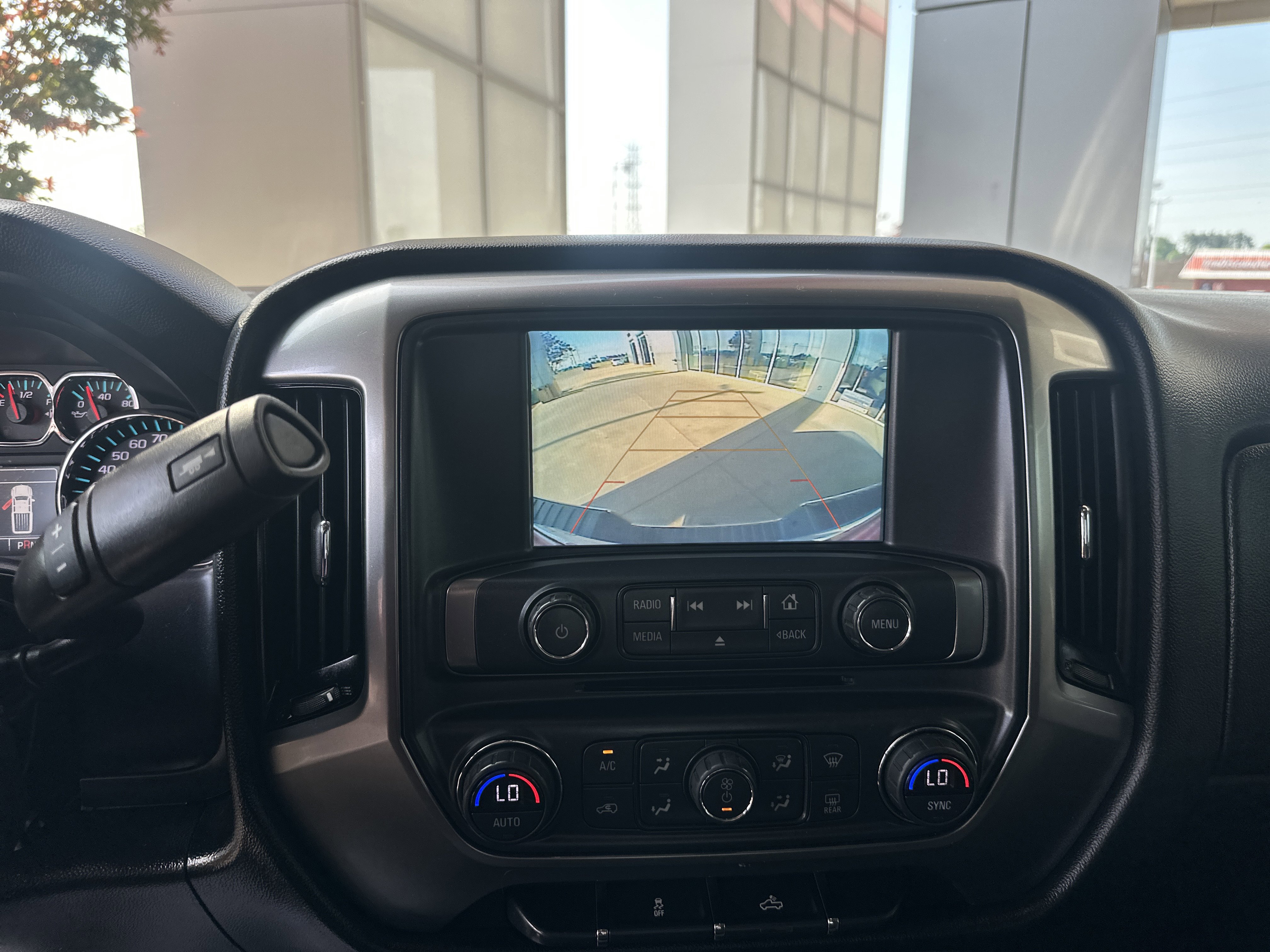 Used 2018 Chevrolet Silverado 1500 LT w/ All Star Edition AWD/4WD image 29