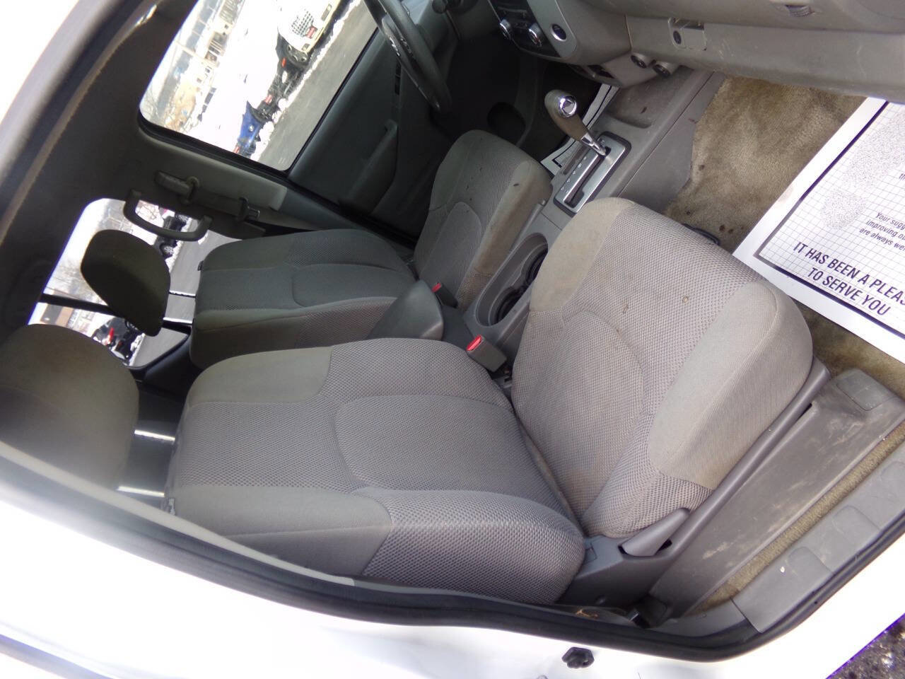 Used 2018 Nissan Frontier SV image 24