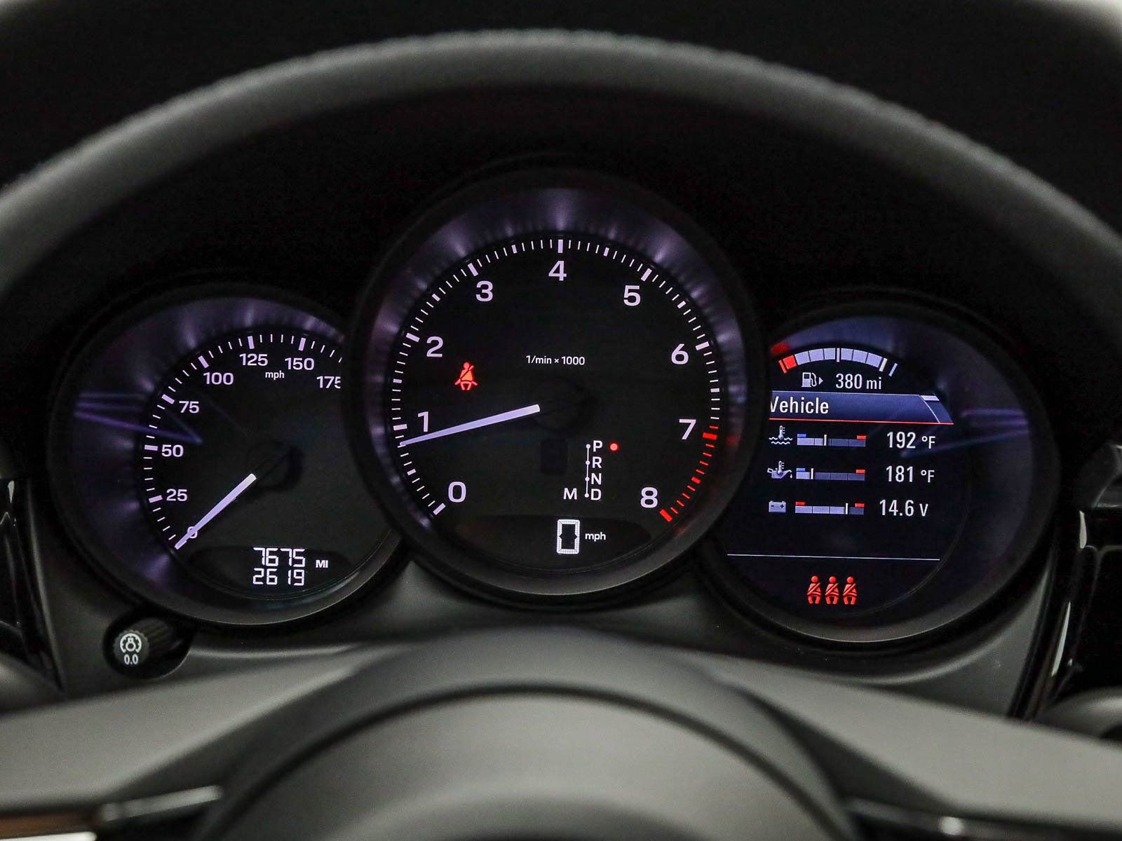 Certified 2025 Porsche Macan image 27