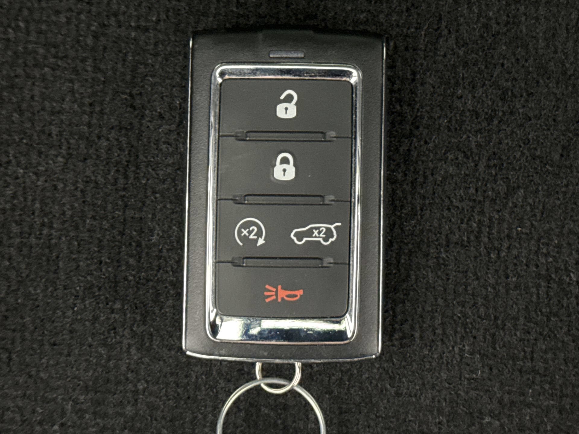 Used 2023 Jeep Grand Cherokee L Limited AWD/4WD image 25