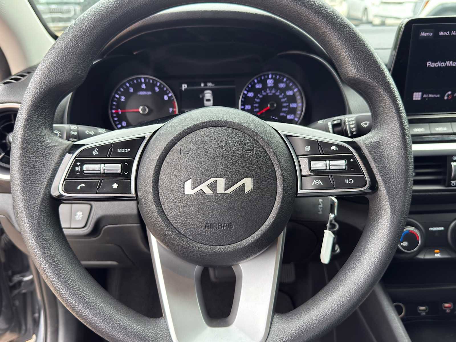Certified 2024 Kia Forte LXS w/ LXS Technology Package FWD image 17