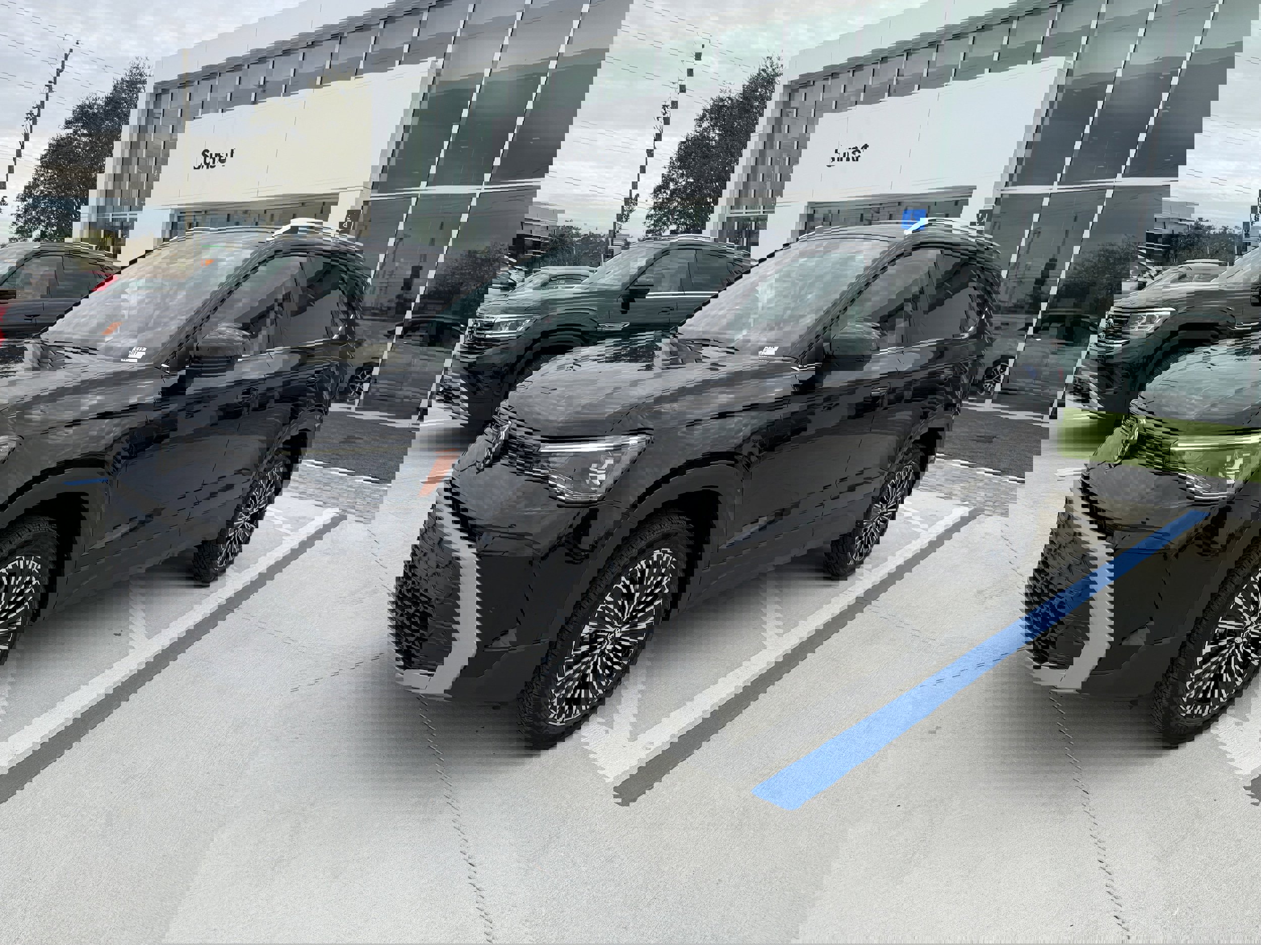 New 2026 Volkswagen Taos SE image 7