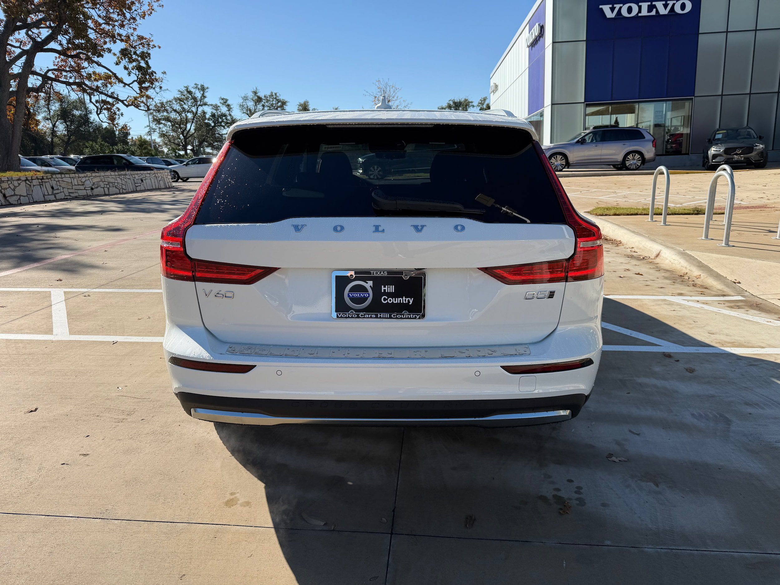 New 2026 Volvo V60 B5 Cross Country Plus w/ Protection Package Premier AWD/4WD image 5