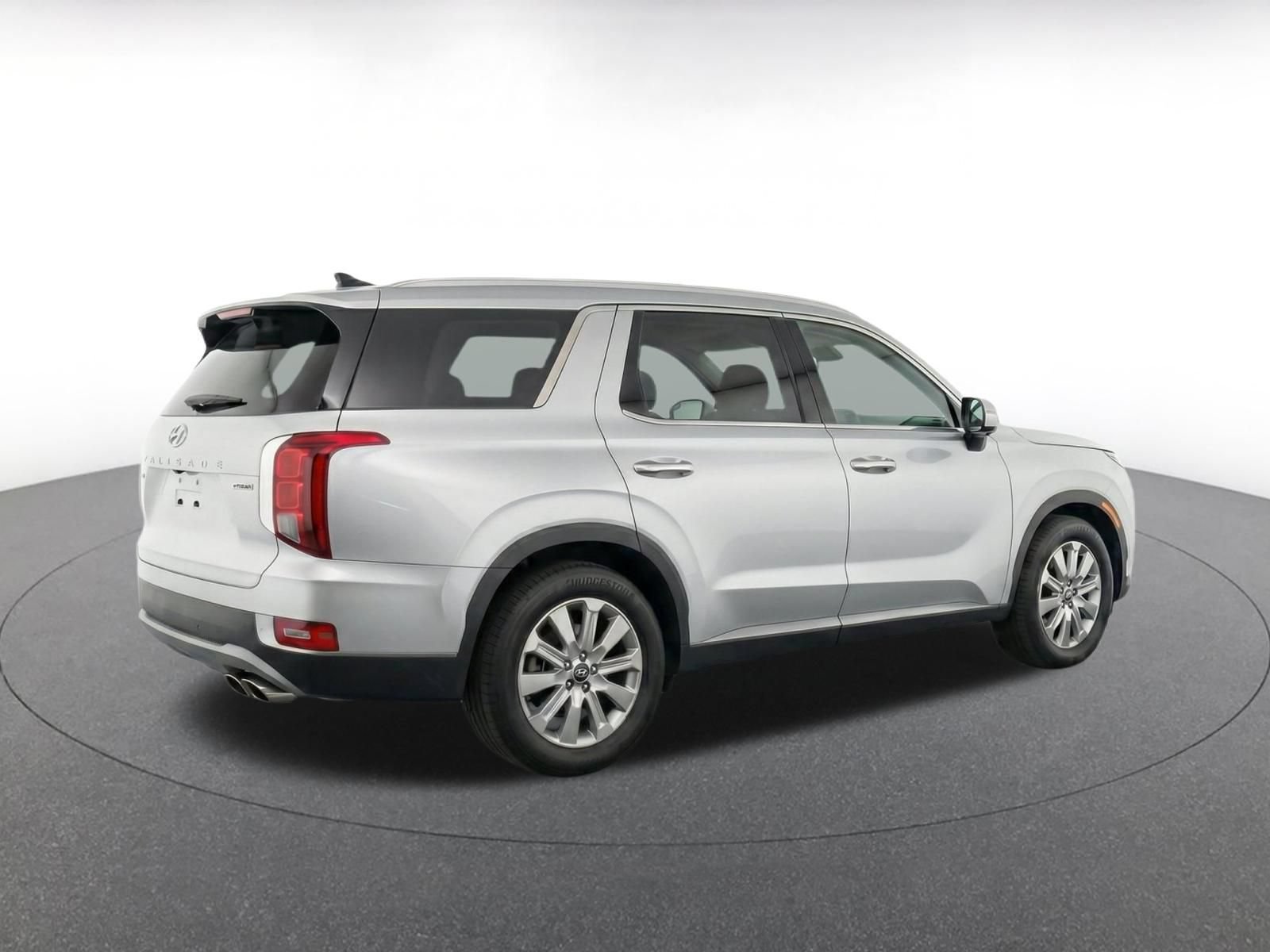 Used 2025 Hyundai Palisade SEL FWD image 9