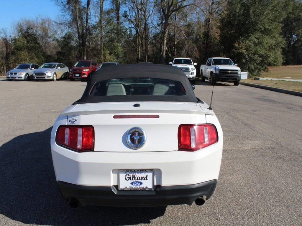 Used 2012 Ford Mustang Premium image 10