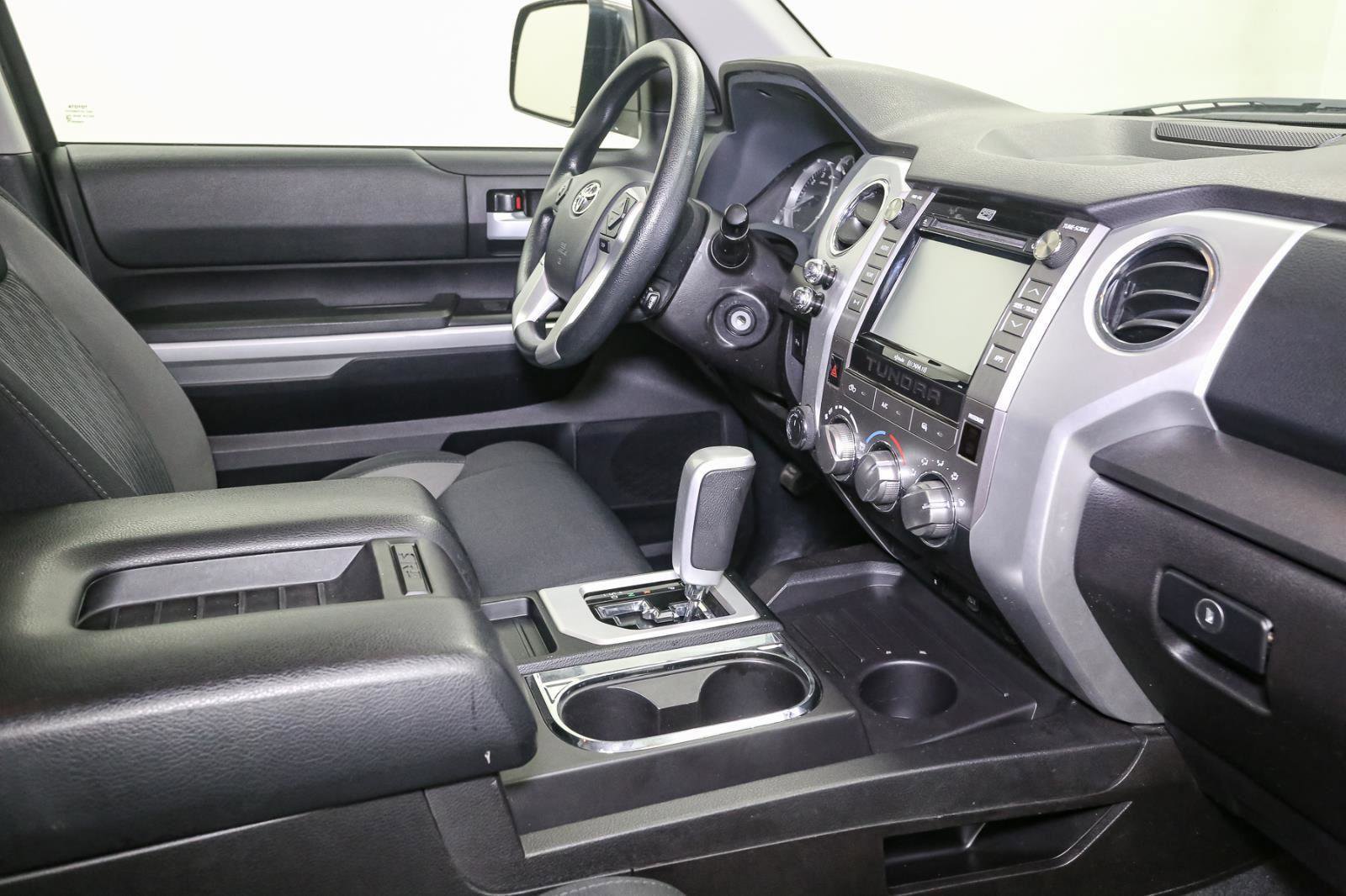 Used 2016 Toyota Tundra SR5 image 17