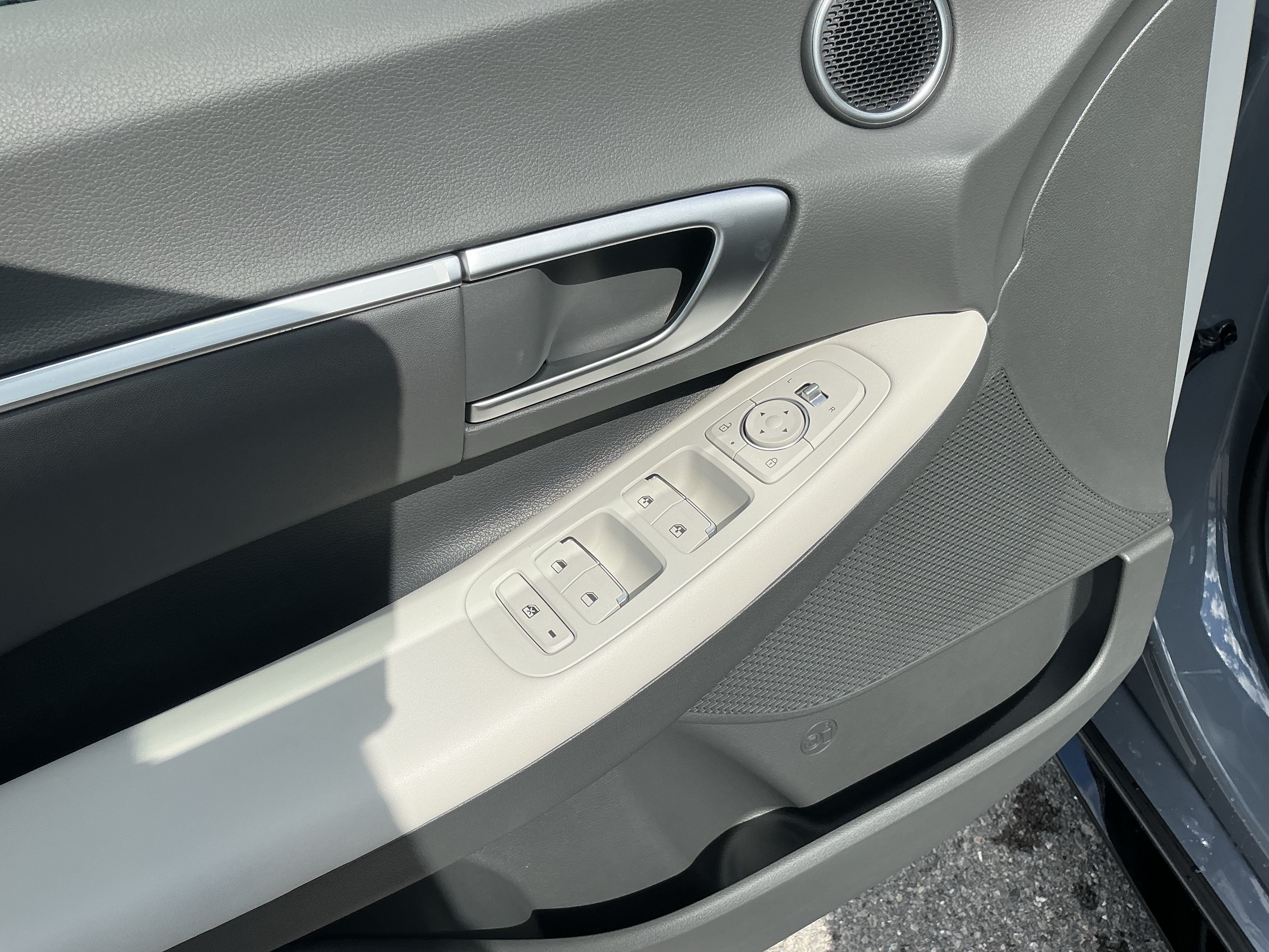 New 2026 Hyundai Sonata SEL FWD image 14