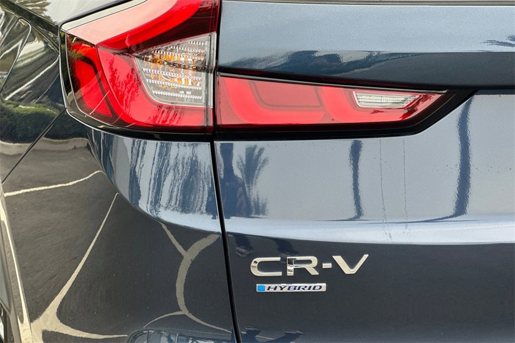Certified 2025 Honda CR-V Sport-L image 30