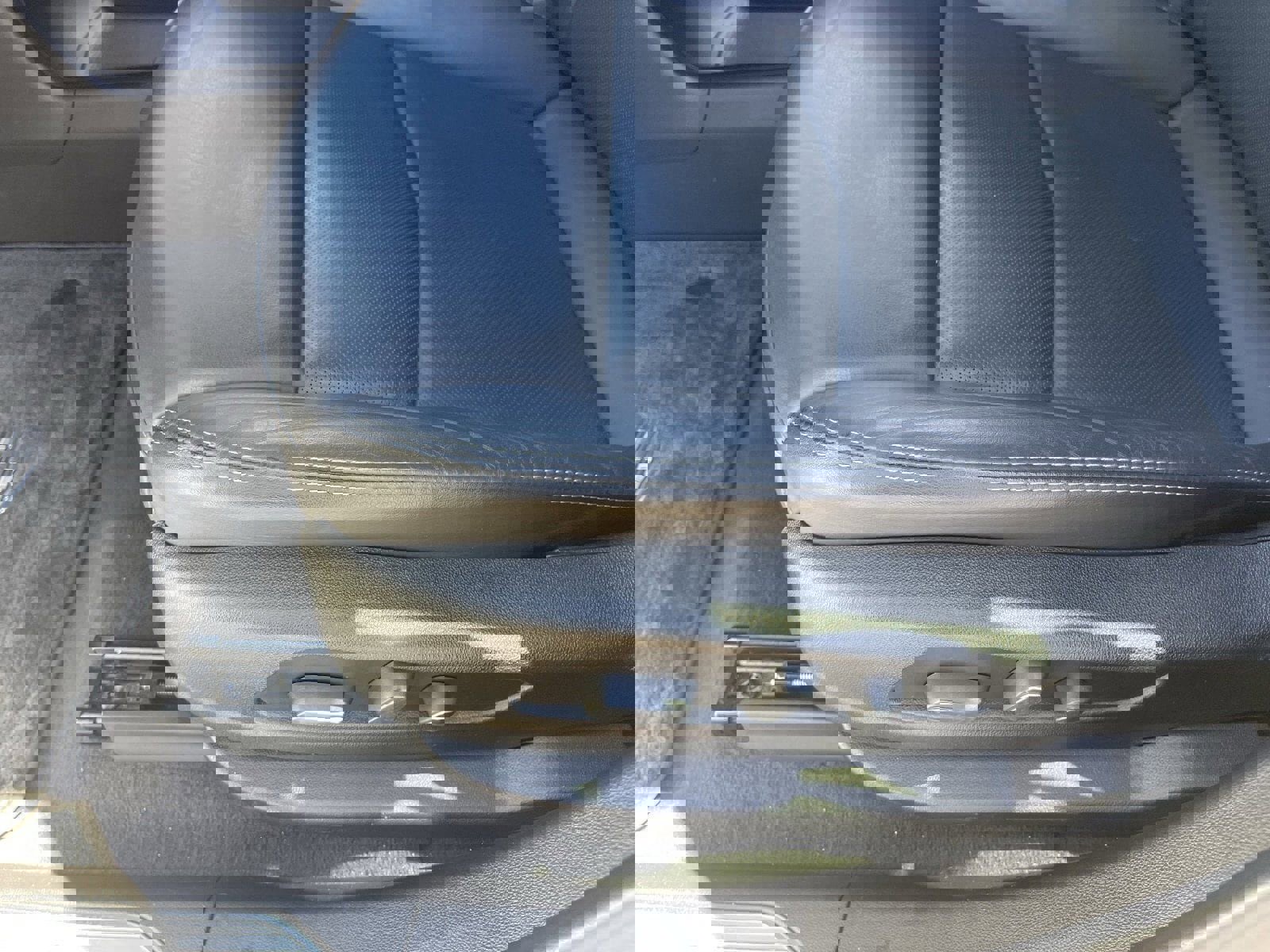 Used 2023 Cadillac XT5 Premium Luxury w/ Technology Package image 22