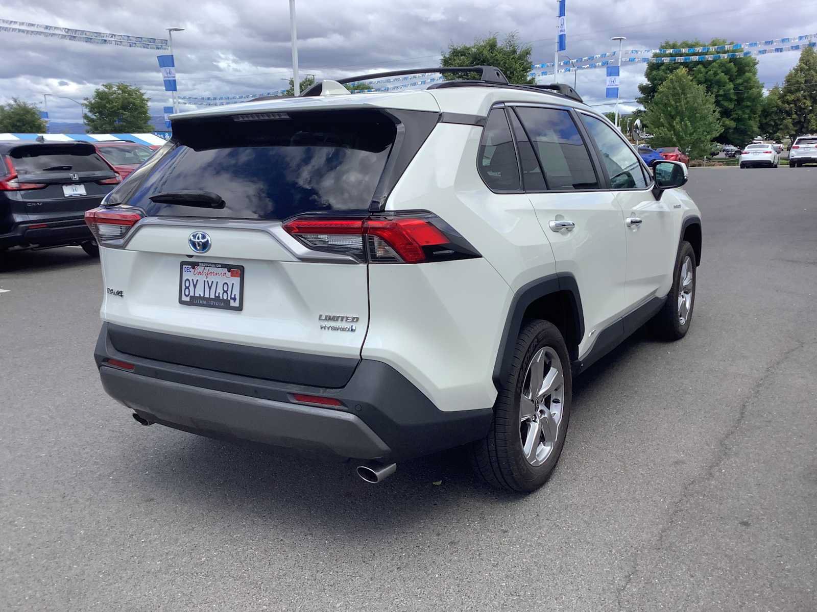 Used 2021 Toyota RAV4 Limited AWD/4WD image 6