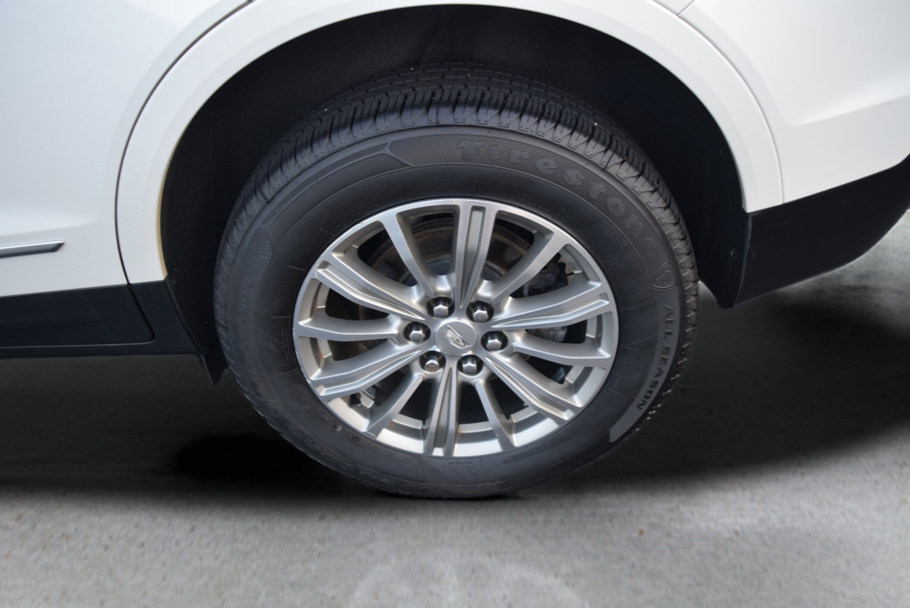 Used 2017 Cadillac XT5 Luxury AWD/4WD image 7