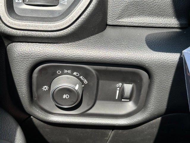 New 2026 RAM 5500 Tradesman w/ Chrome Appearance Group AWD/4WD image 30