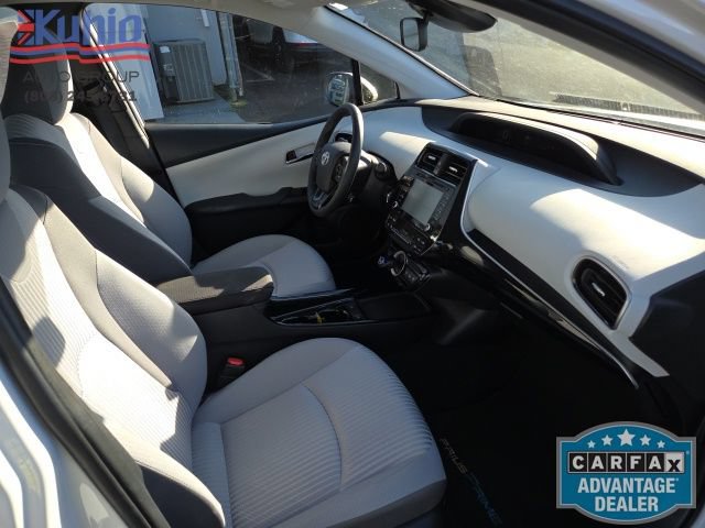 Used 2022 Toyota Prius Prime LE FWD image 4