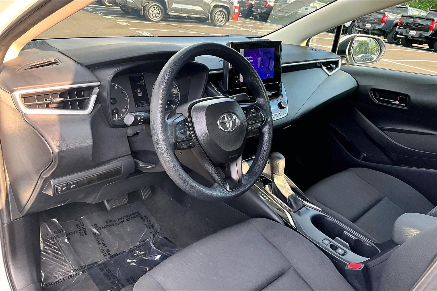 Used 2024 Toyota Corolla LE FWD image 13