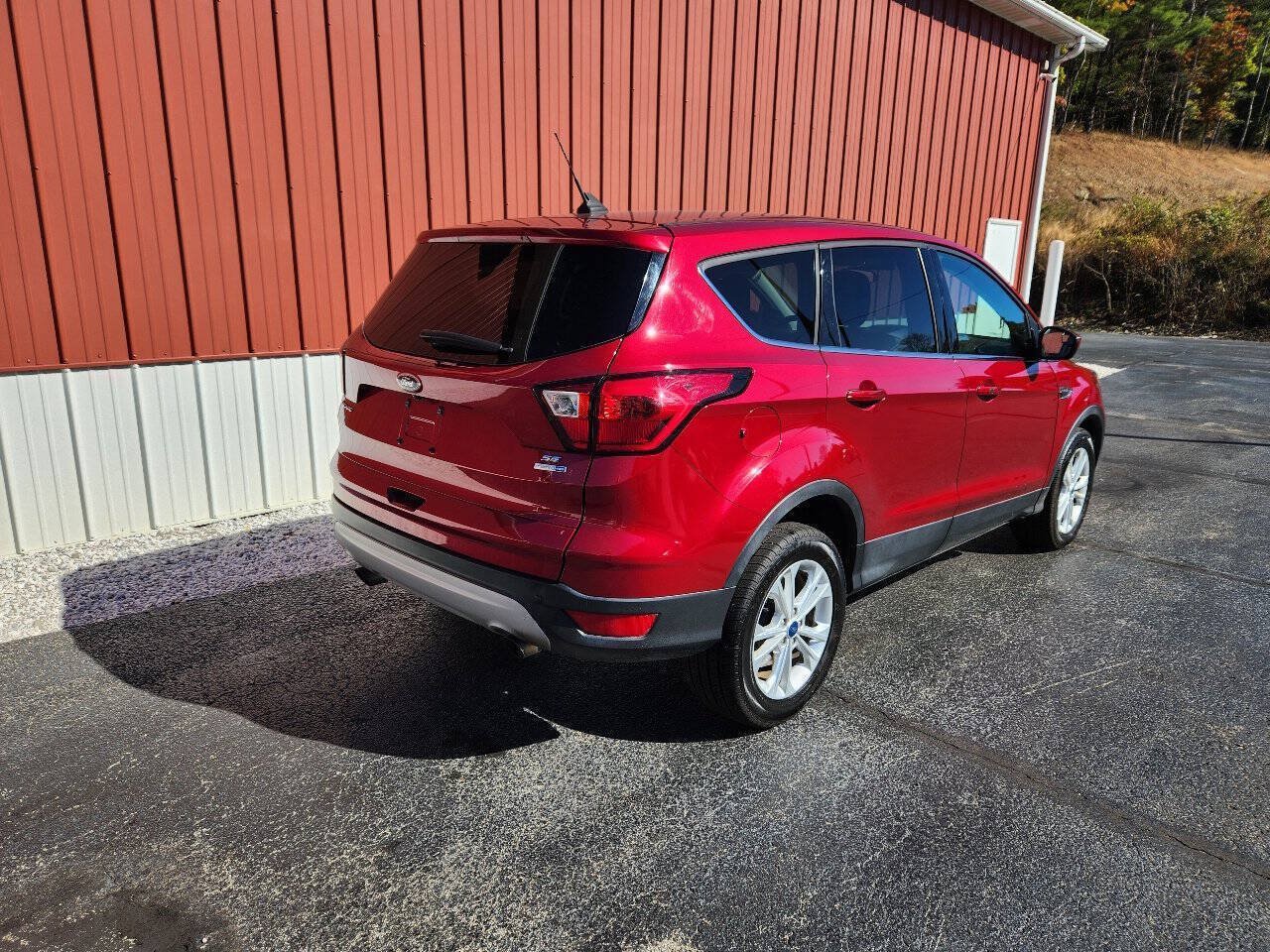 Used 2019 Ford Escape SE AWD/4WD image 8
