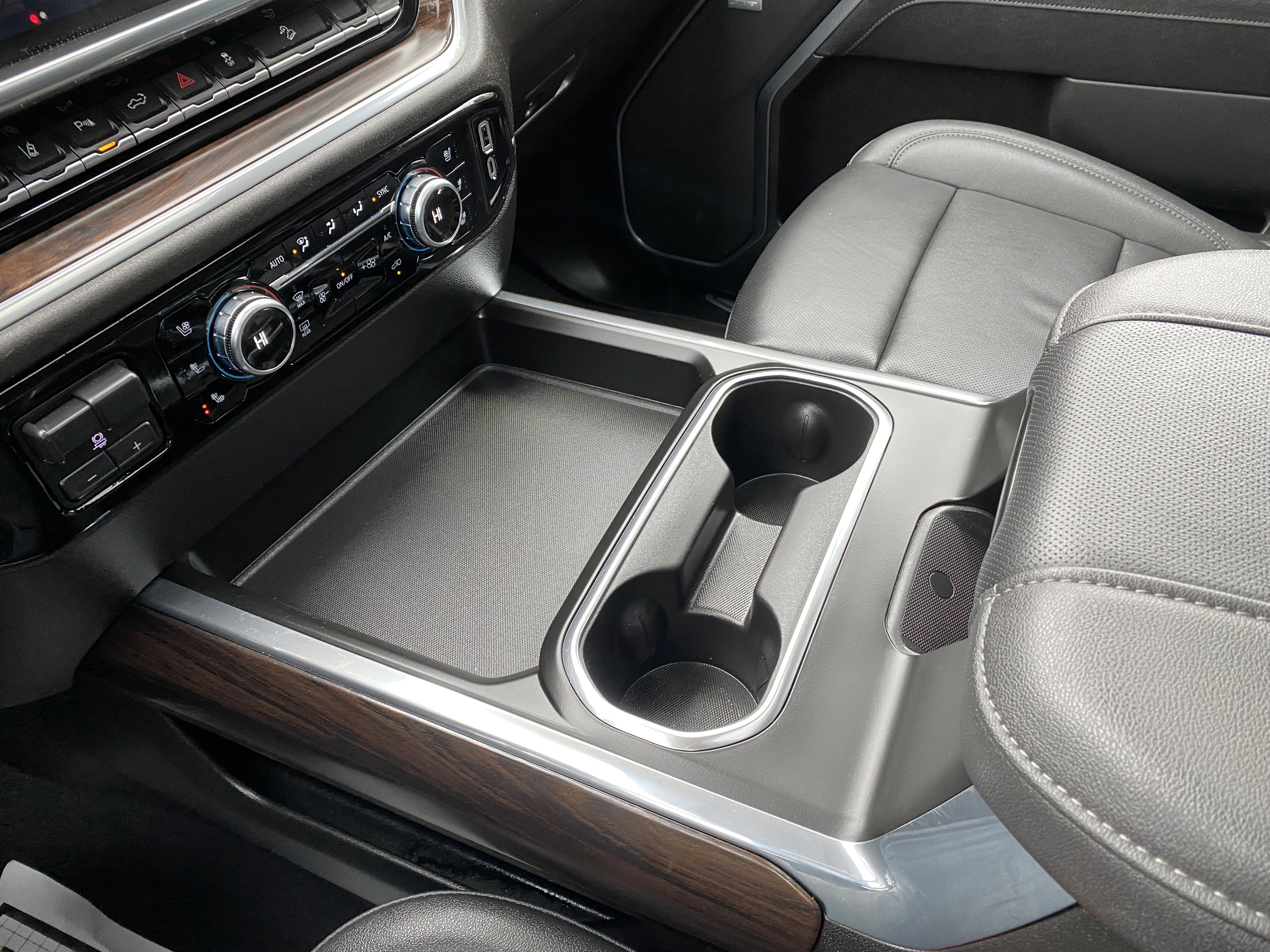 Used 2025 GMC Sierra 2500 SLT image 31