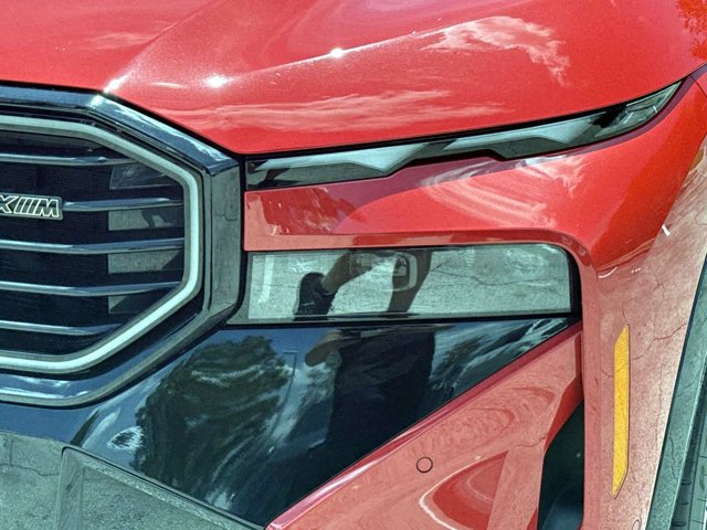 Used 2023 BMW XM AWD/4WD image 9