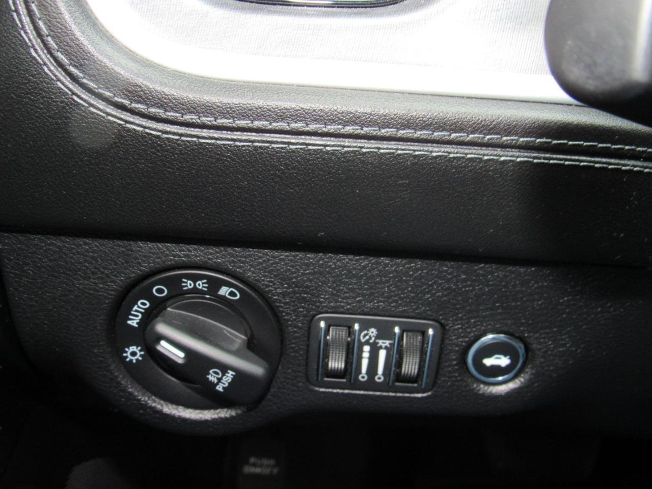 Used 2021 Dodge Charger Scat Pack w/ Daytona Edition Group image 18