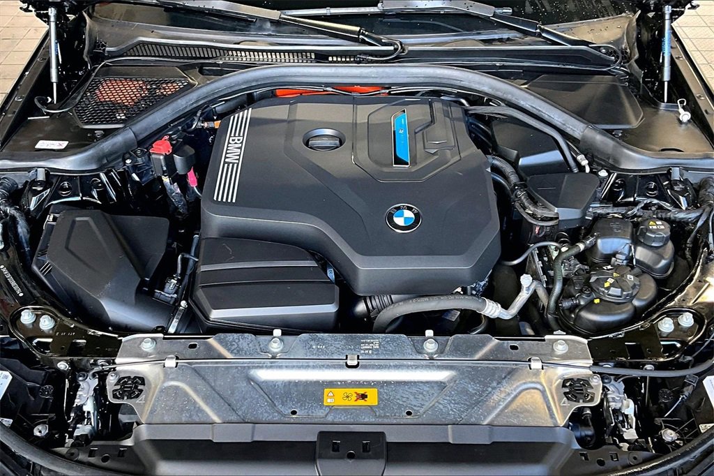 Used 2024 BMW 330e xDrive image 30