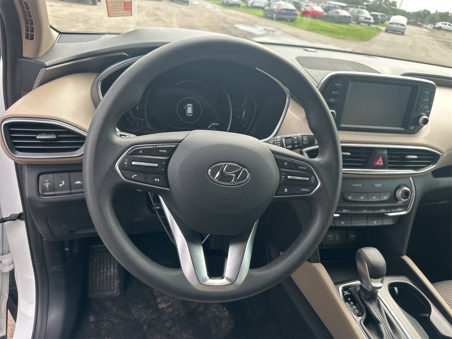 Used 2020 Hyundai Santa Fe SEL FWD image 11