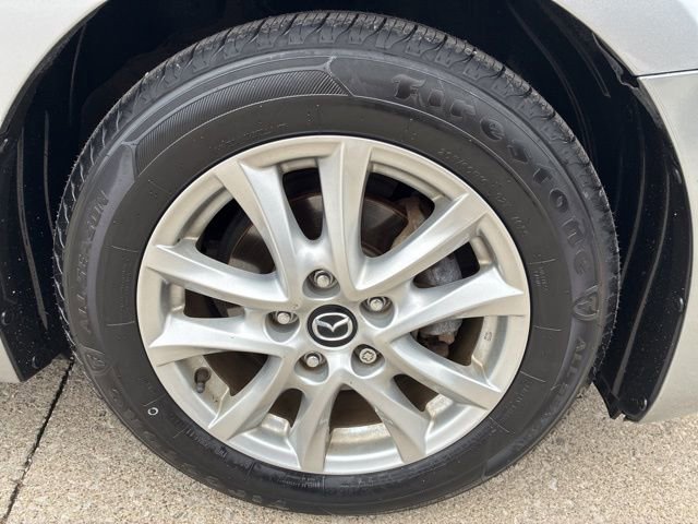 Used 2016 MAZDA MAZDA3 i Grand Touring image 10