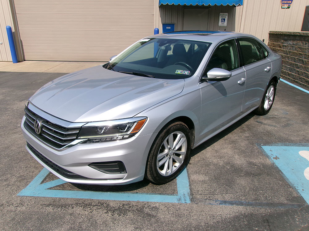 Used 2020 Volkswagen Passat 2.0T SE FWD image 5
