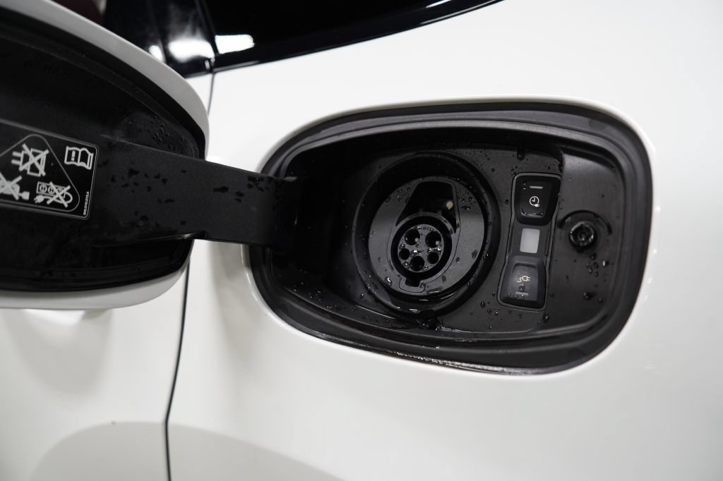 Used 2019 Porsche Cayenne E-Hybrid AWD/4WD image 10