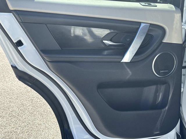 Used 2021 Land Rover Discovery Sport SE AWD/4WD image 12