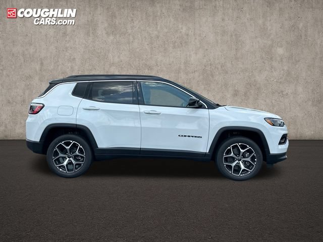 New 2026 Jeep Compass Limited w/ Sun, Sound & Navigation Group AWD/4WD image 9