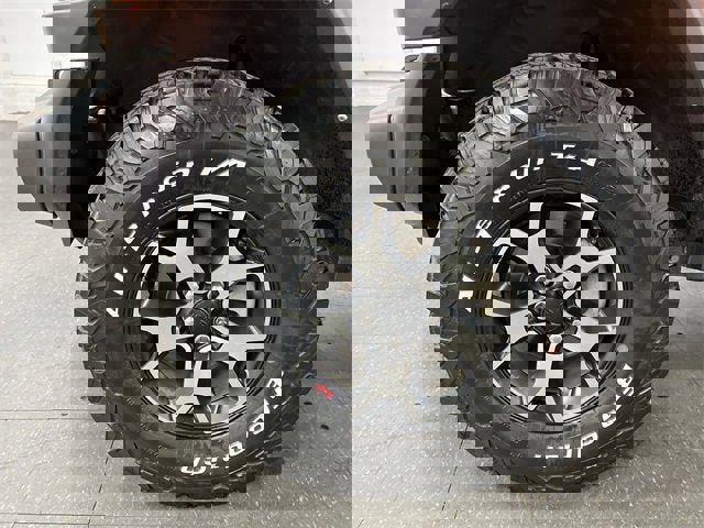 Used 2021 Jeep Wrangler Sport image 31