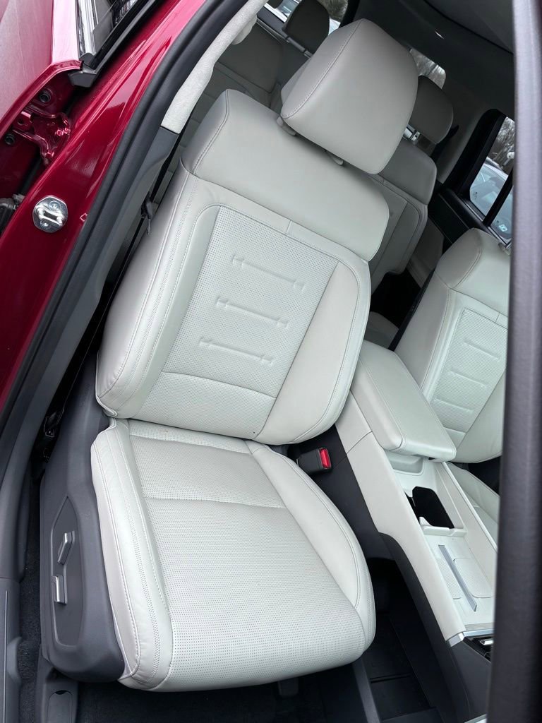 Used 2024 Hyundai Santa Fe Calligraphy image 20