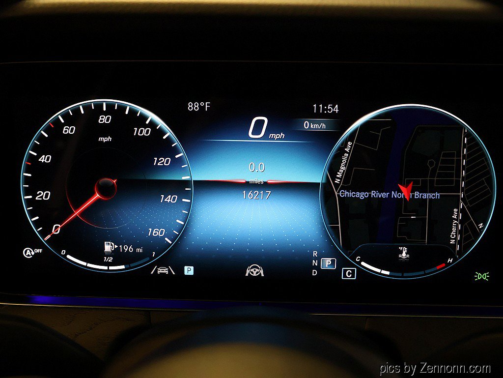 Used 2023 Mercedes-Benz E 350 4MATIC Sedan image 16