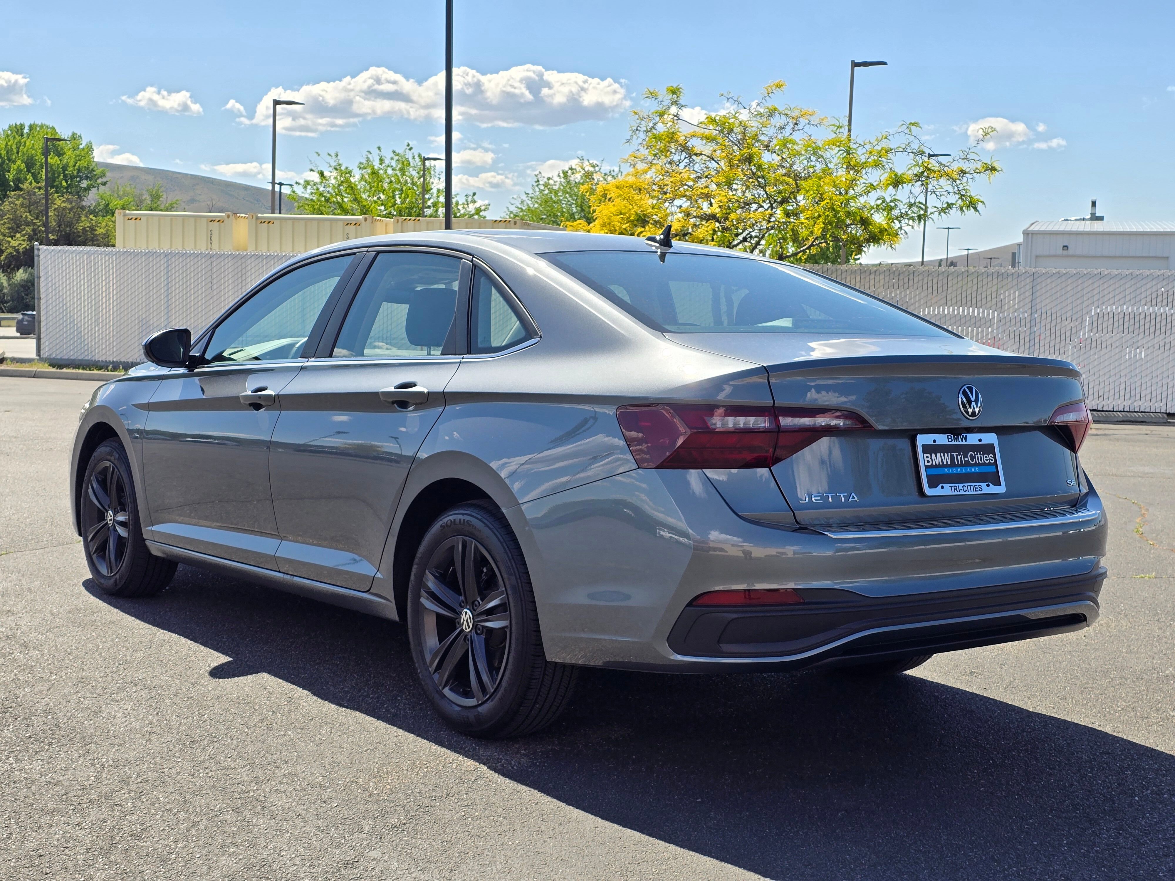 Used 2024 Volkswagen Jetta SE w/ Black Wheel Package FWD image 34