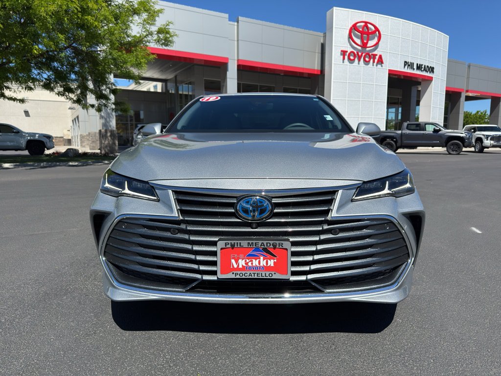 Used 2019 Toyota Avalon Limited w/ Advanced Safety Package FWD image 6