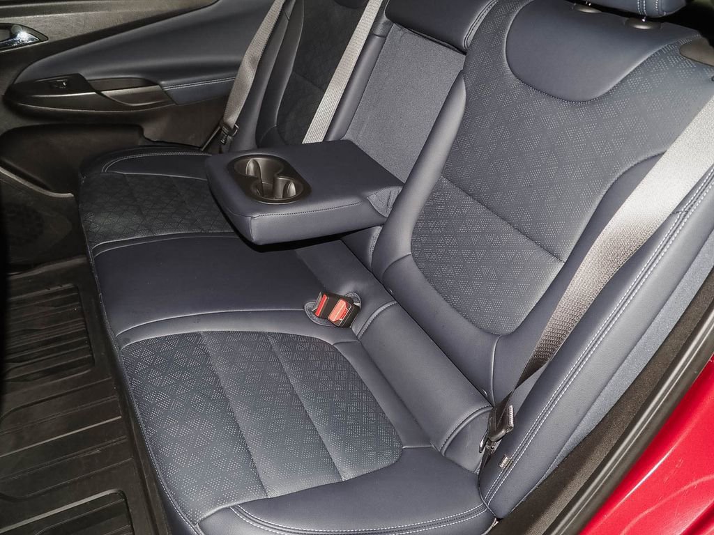 Used 2023 Chevrolet Bolt EUV LT w/ Convenience Package image 19