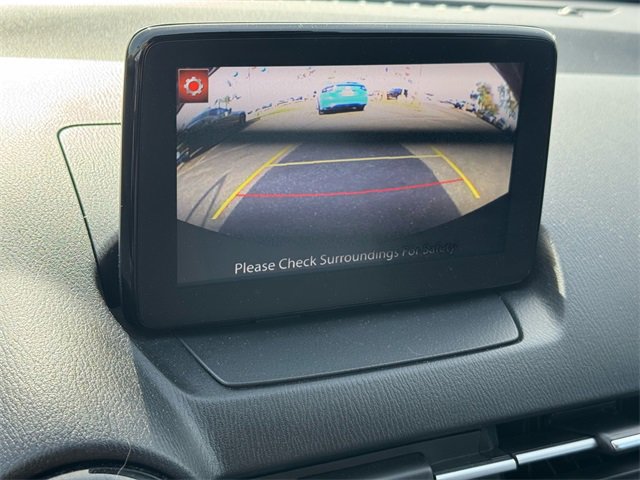 Used 2020 Toyota Yaris LE image 21