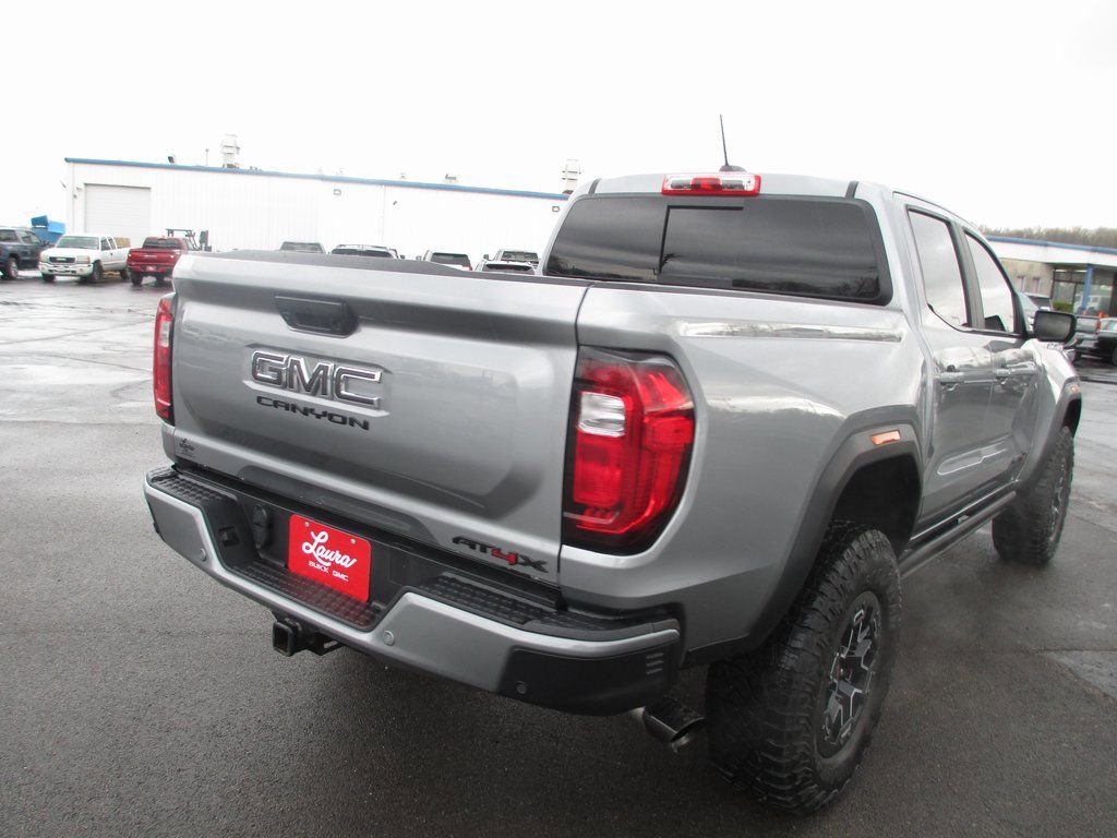 Used 2024 GMC Canyon AT4X image 6