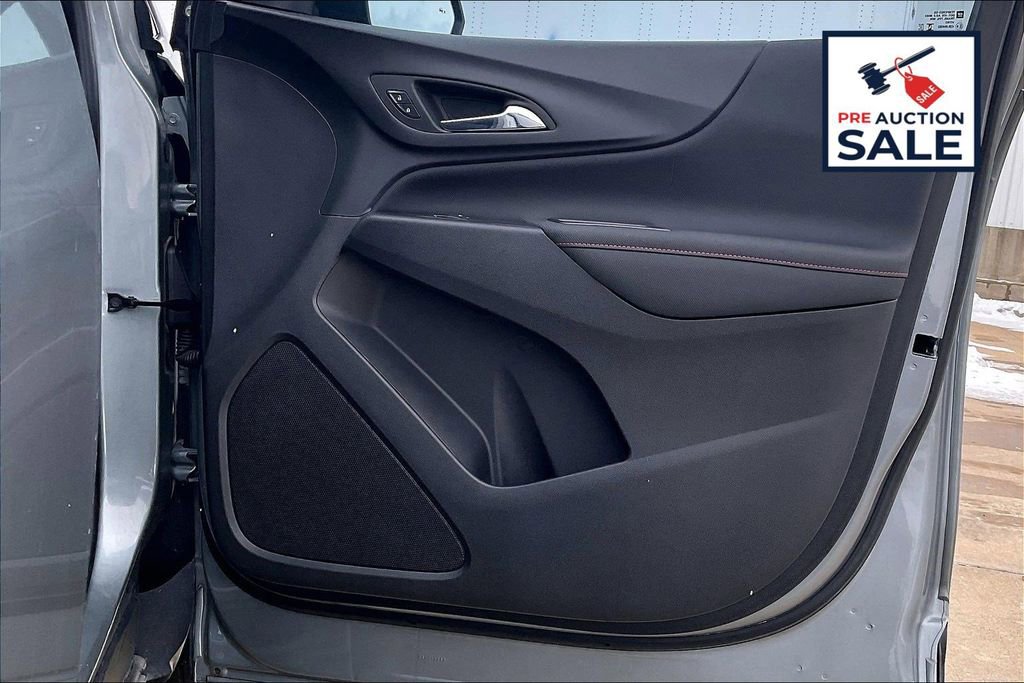 Used 2024 Chevrolet Equinox RS w/ LPO, Floor Liner Package image 29