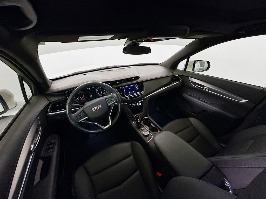Used 2024 Cadillac XT6 Luxury AWD/4WD image 24