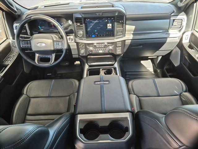 Used 2025 Ford F250 Platinum w/ Tremor Off-Road Package AWD/4WD image 19