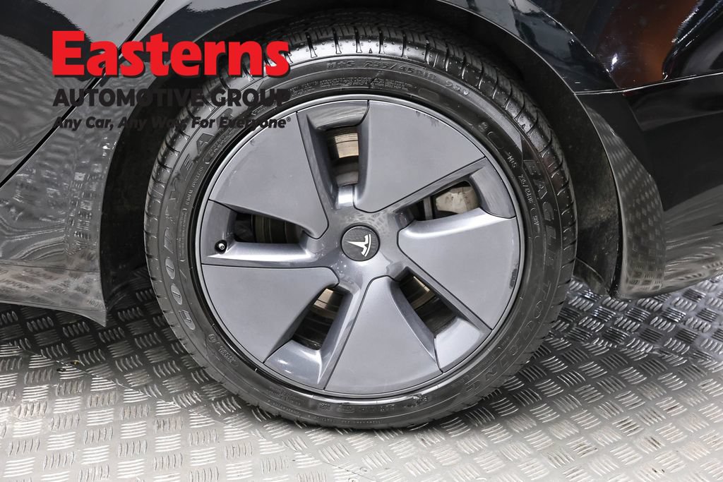 Used 2023 Tesla Model 3 Standard Range RWD image 8