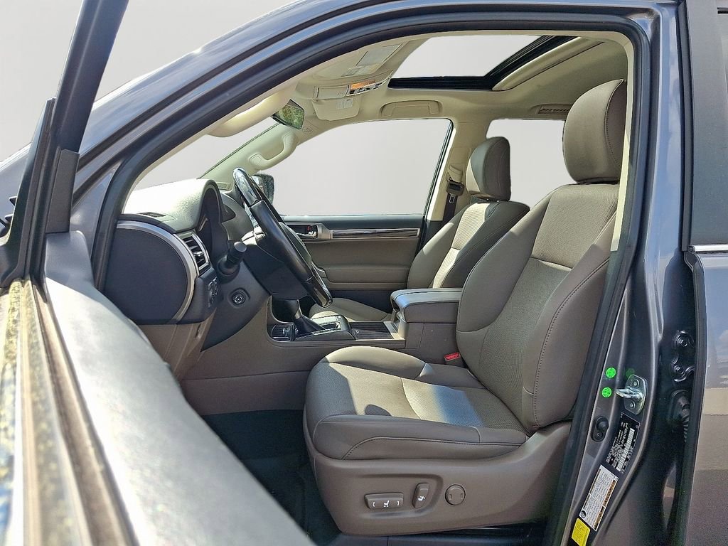 Certified 2022 Lexus GX 460 Premium w/ Premium Plus Package AWD/4WD image 14