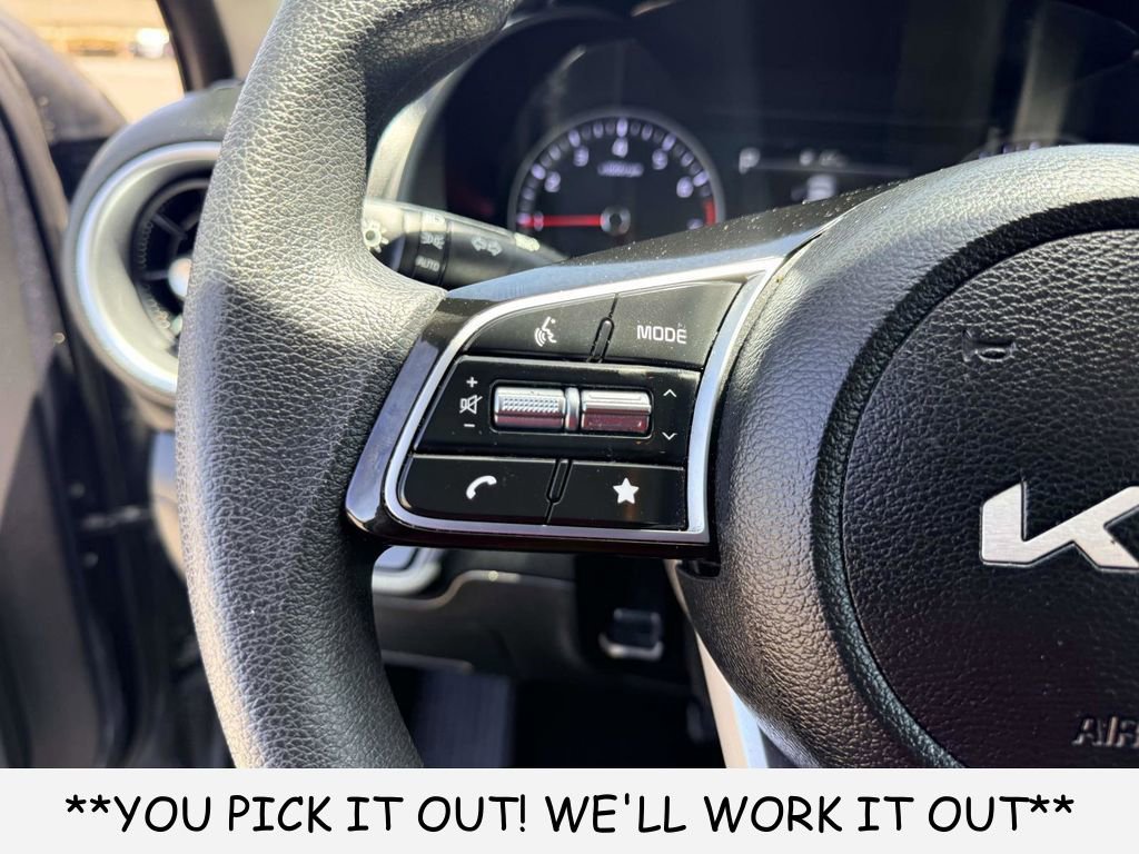 Used 2023 Kia Forte LXS FWD image 16