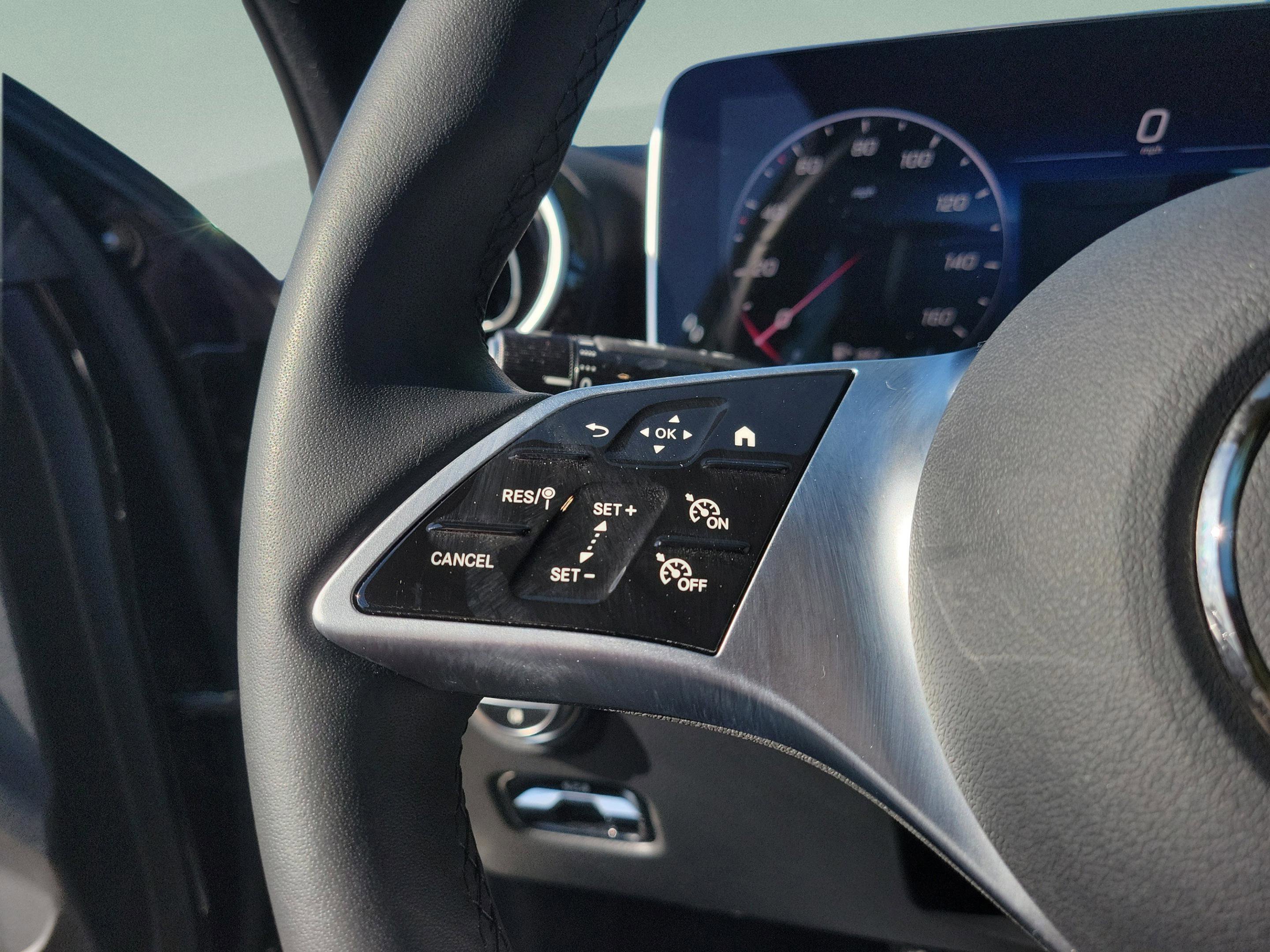 Certified 2025 Mercedes-Benz C 300 4MATIC Sedan image 31