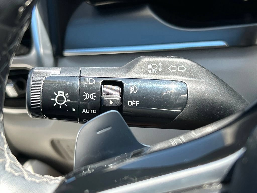 Used 2023 Kia Sorento SX AWD/4WD image 28
