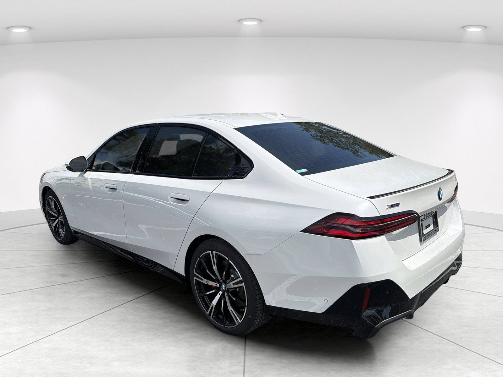 New 2027 BMW 540i xDrive w/ M Sport Package AWD/4WD image 6
